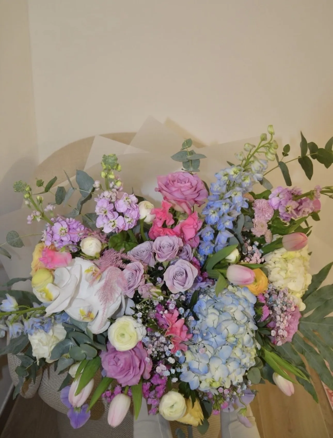 Handgebundener Strauß – Flower Studio Lelalium